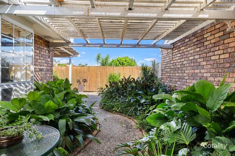 Property photo of 11 Breene Court Carindale QLD 4152