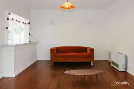 Property photo of 33 Canna Street Dromana VIC 3936