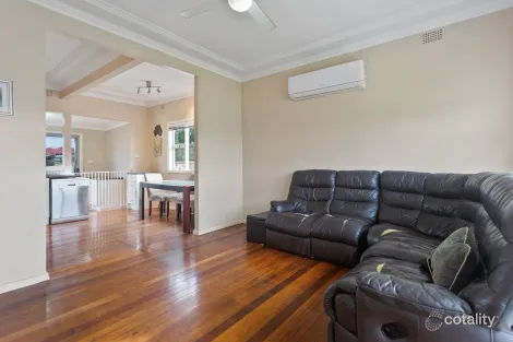 Property photo of 298 Shellharbour Road Barrack Heights NSW 2528