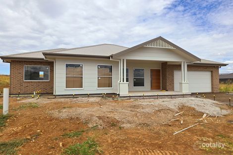 8 Alsace Pl, North Tamworth, NSW 2340