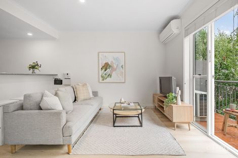 Property photo of 10/1086 Lygon Street Carlton North VIC 3054