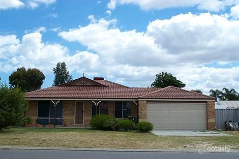 26 Holcombe Rd, Warnbro, WA 6169