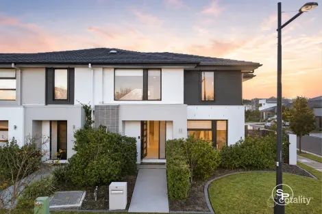 12 Boden Cres, Oran Park, NSW 2570