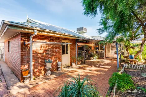 Property photo of 41 Azure Drive West Wodonga VIC 3690