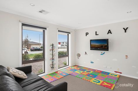 Property photo of 36 Vandyke Street Crace ACT 2911