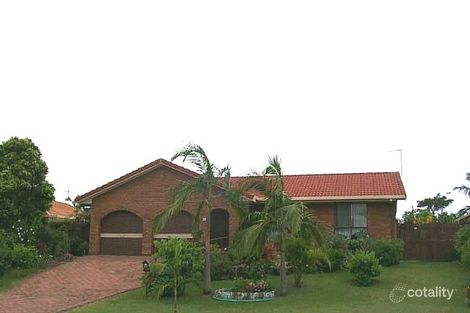 38 Treeview Dr, Burleigh Waters, QLD 4220