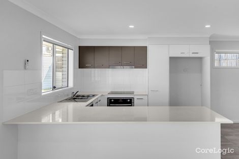 Property photo of 24 Sewells Circuit Spring Mountain QLD 4300