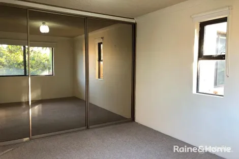 Property photo of 17/27 Mangerton Road Wollongong NSW 2500
