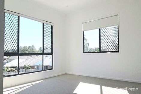 Property photo of 13 Mount Roberts Street Park Ridge QLD 4125