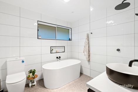 Property photo of 27 Talaskia Road Upper Ferntree Gully VIC 3156