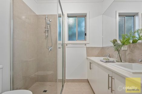 Property photo of 15 Dundee Way Truganina VIC 3029