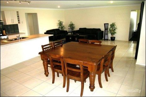 Property photo of 16 Singleton Place Carseldine QLD 4034