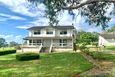 21 Station Rd, Menangle Park, NSW 2563