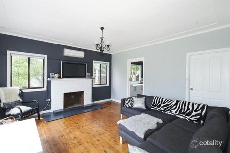 Property photo of 28 Chaseling Avenue Springwood NSW 2777