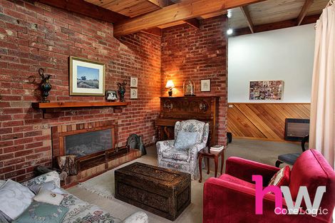 Property photo of 13 Summerhill Terrace Highton VIC 3216