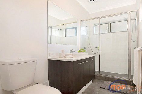 Property photo of 11A Hooson Way Wilson WA 6107