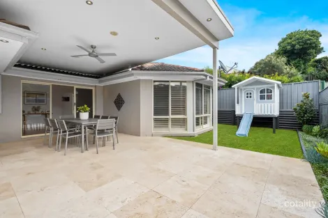 Property photo of 21 Robinia Parade Springfield NSW 2250