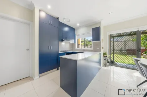 Property photo of 2/44 Girraween Road Girraween NSW 2145