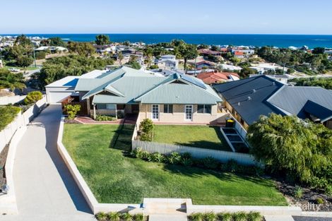 Property photo of 18 Cox Crescent Quinns Rocks WA 6030