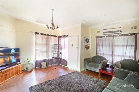 Property photo of 2 Sheather Place Campbelltown NSW 2560