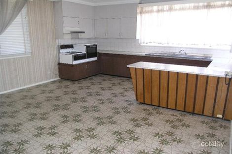 Property photo of 3 Kareela Crescent Greenacre NSW 2190
