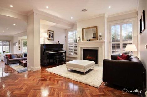 Property photo of 1A Southland Street Glen Iris VIC 3146