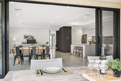 Property photo of 11 Rosebery Way Bushmead WA 6055