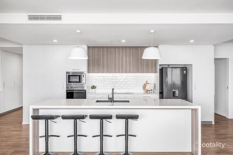 Property photo of 212/48 Bride Street Wynnum QLD 4178