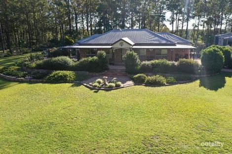 Property photo of 31 Forest Drive Hampton QLD 4352