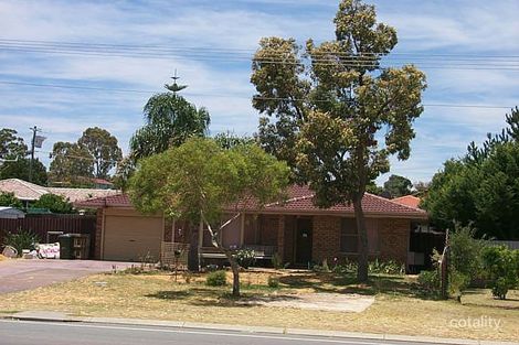 27 Meares Ave, Parmelia, WA 6167