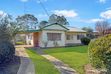 18 Hamilton Rd, Coleraine, VIC 3315