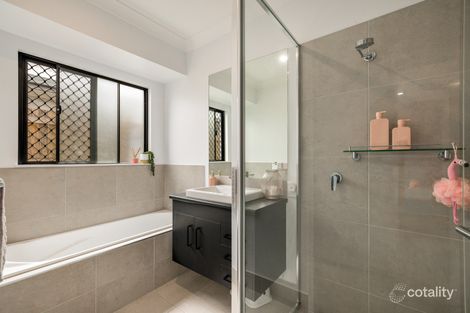 Property photo of 27 Saltwater Circuit Trinity Beach QLD 4879