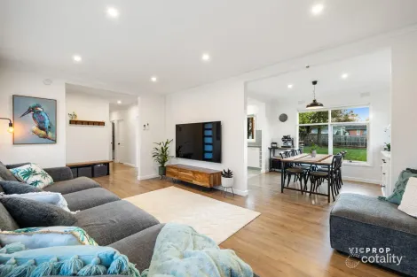 Property photo of 26 Kumala Road Bayswater VIC 3153