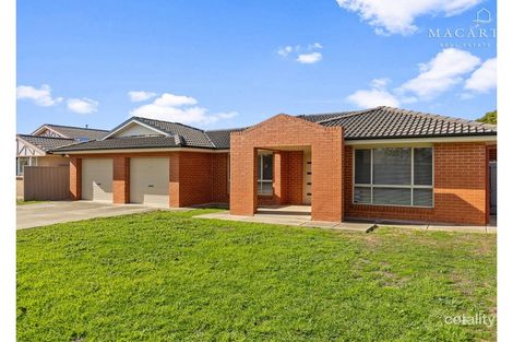 14 Allunga St, Glenfield Park, NSW 2650