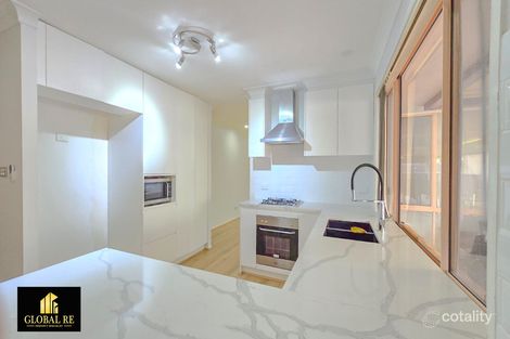 Property photo of 32 Bugong Street Prestons NSW 2170