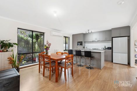 Property photo of 13 Edgehill Walk Noarlunga Downs SA 5168