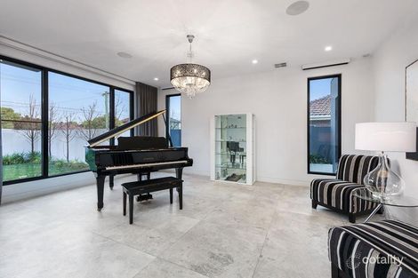 Property photo of 34 Canberra Grove Brighton East VIC 3187