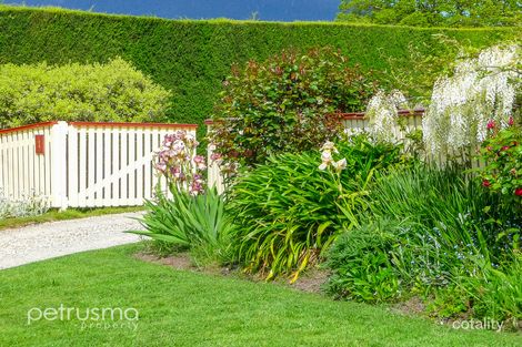 Property photo of 1 Davies Court Lymington TAS 7109