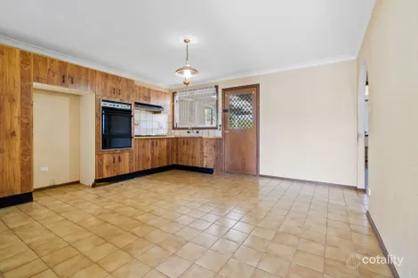 Property photo of 6/67 Fuchsia Crescent Macquarie Fields NSW 2564