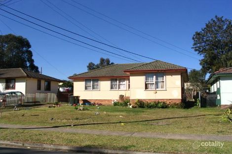 40 Aitape Cres, Whalan, NSW 2770