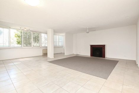 Property photo of 2/104 Station Road Indooroopilly QLD 4068
