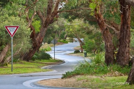 9 Lindsay Gr, Mount Martha, VIC 3934