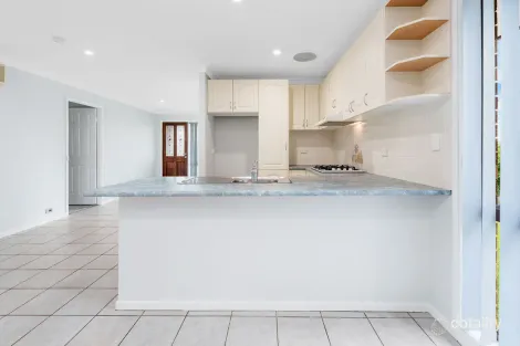 Property photo of 17 Welling Drive Narellan Vale NSW 2567