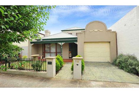 Property photo of 18 Davies Street Newport VIC 3015