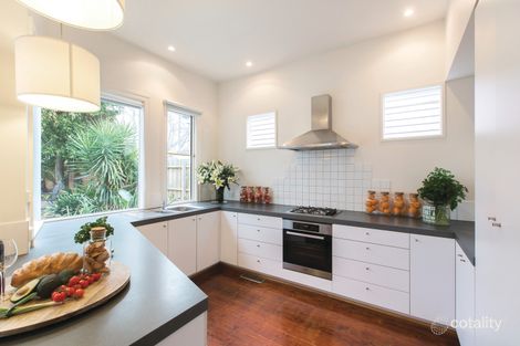 Property photo of 33 Emo Road Malvern East VIC 3145