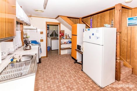 Property photo of 17 Park Avenue Sandy Point VIC 3959