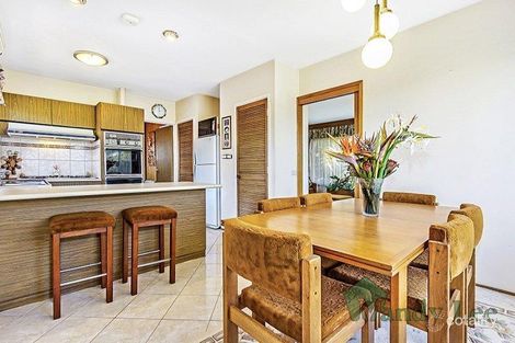 Property photo of 3 Norfolk Circuit Doncaster VIC 3108