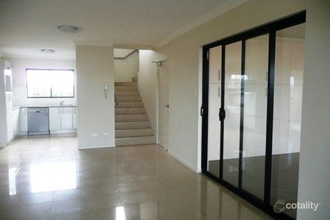 Property photo of 9/33 Hows Road Nundah QLD 4012
