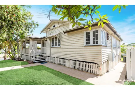 Property photo of 1 Lennox Street The Range QLD 4700