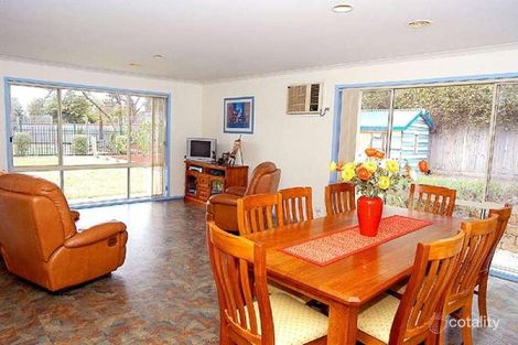 Property photo of 1 St Mirins Close Frankston South VIC 3199